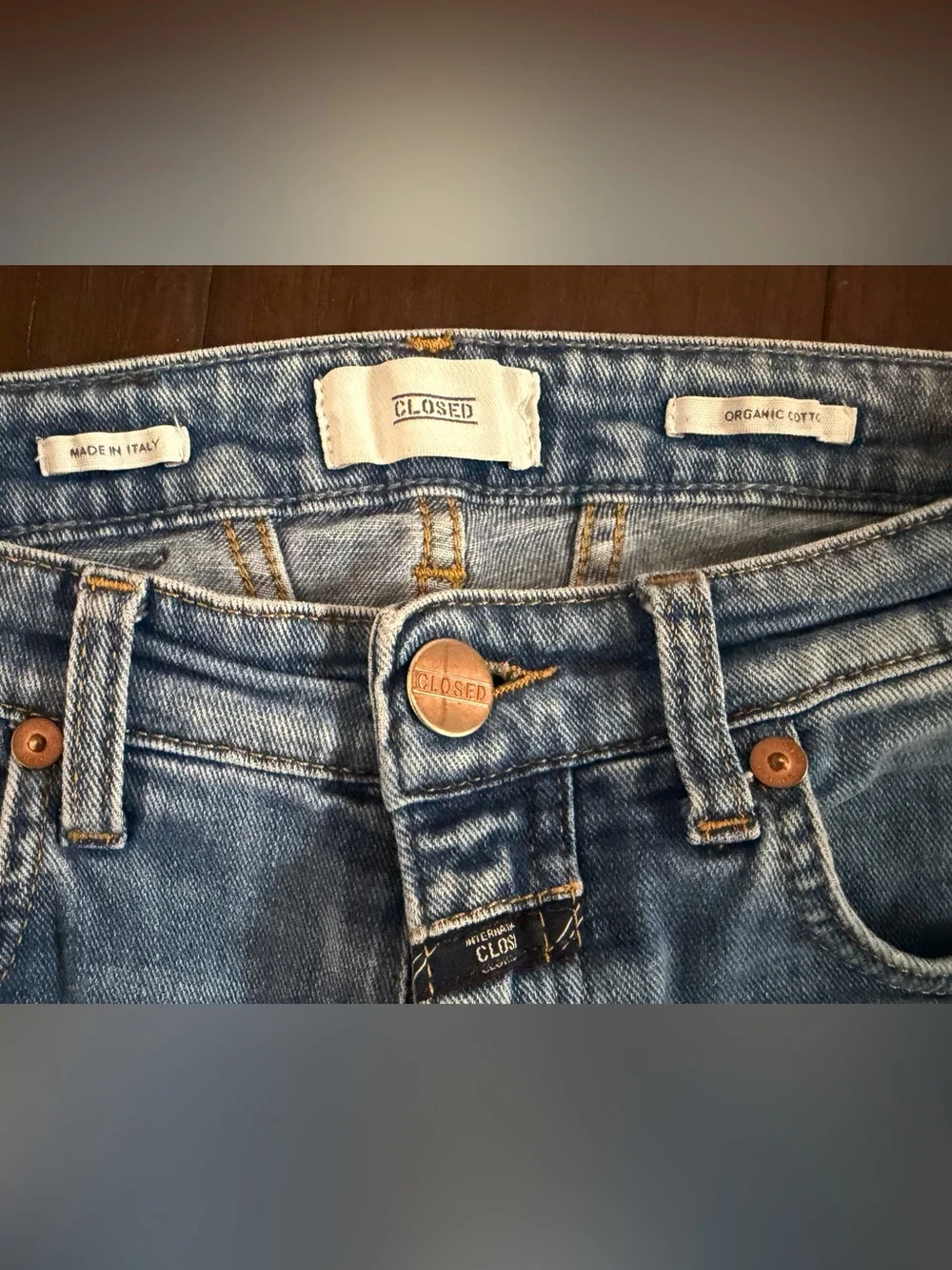 Closed organic cotton mid-rise bootcut jeans blue wash made in Italy 25